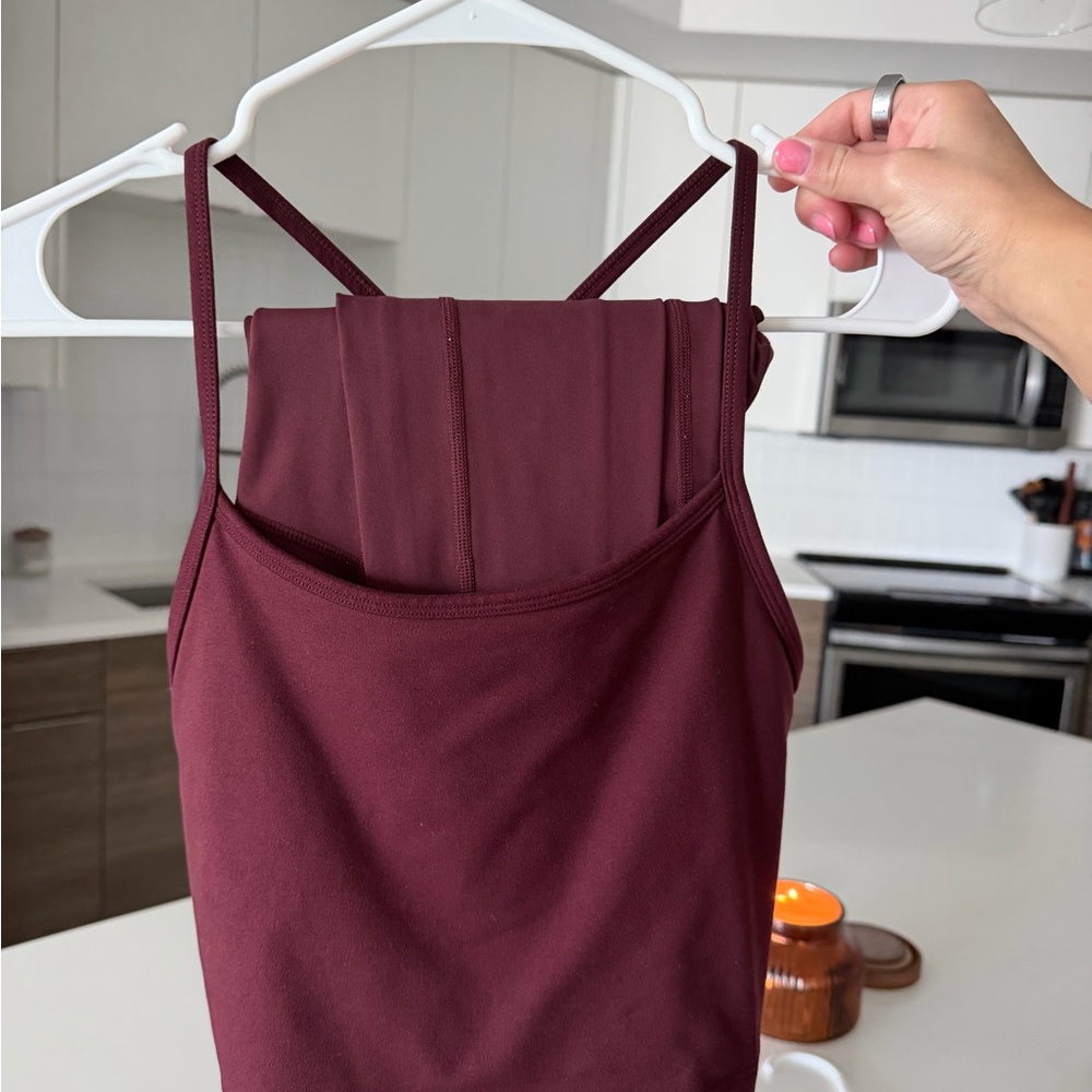 Aerie Offline Maroon Set